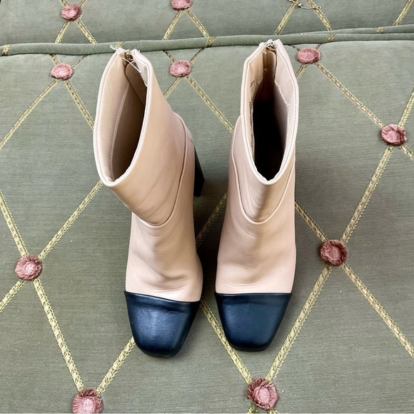 Just Fab Boots in Two Toned Beige and Black with High Heel Mid Calf (5.5) - Picture 2 of 8